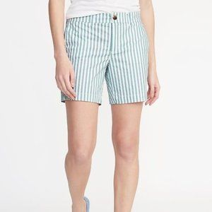 Old navy green stripe shorts